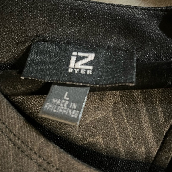 IZ BYER WOMEN’S BLACK PRINTED SCUBA KNIT SHORT SLEEVE DRESS - WITH BELT - Picture 14 of 14